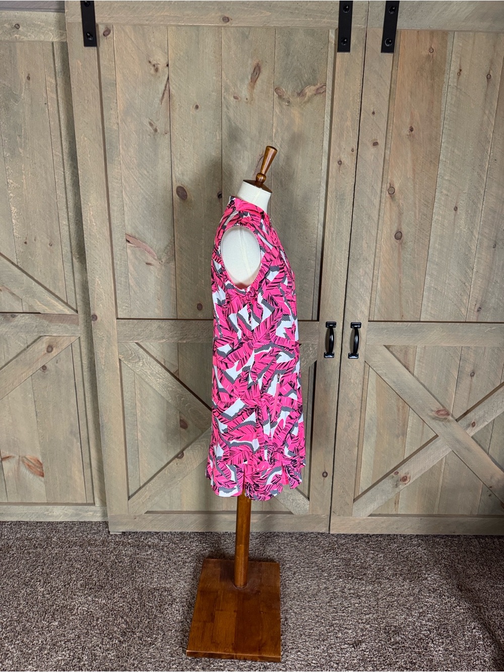 Tail Activewear sleeveless Larkin dress Sabel Sunset print Size Large - Picture 7 of 14